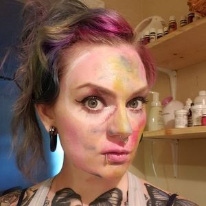 Meet your Posher, Becca